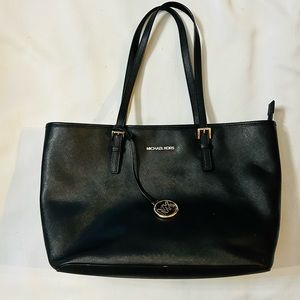 Micheal Kors black leather tote bag